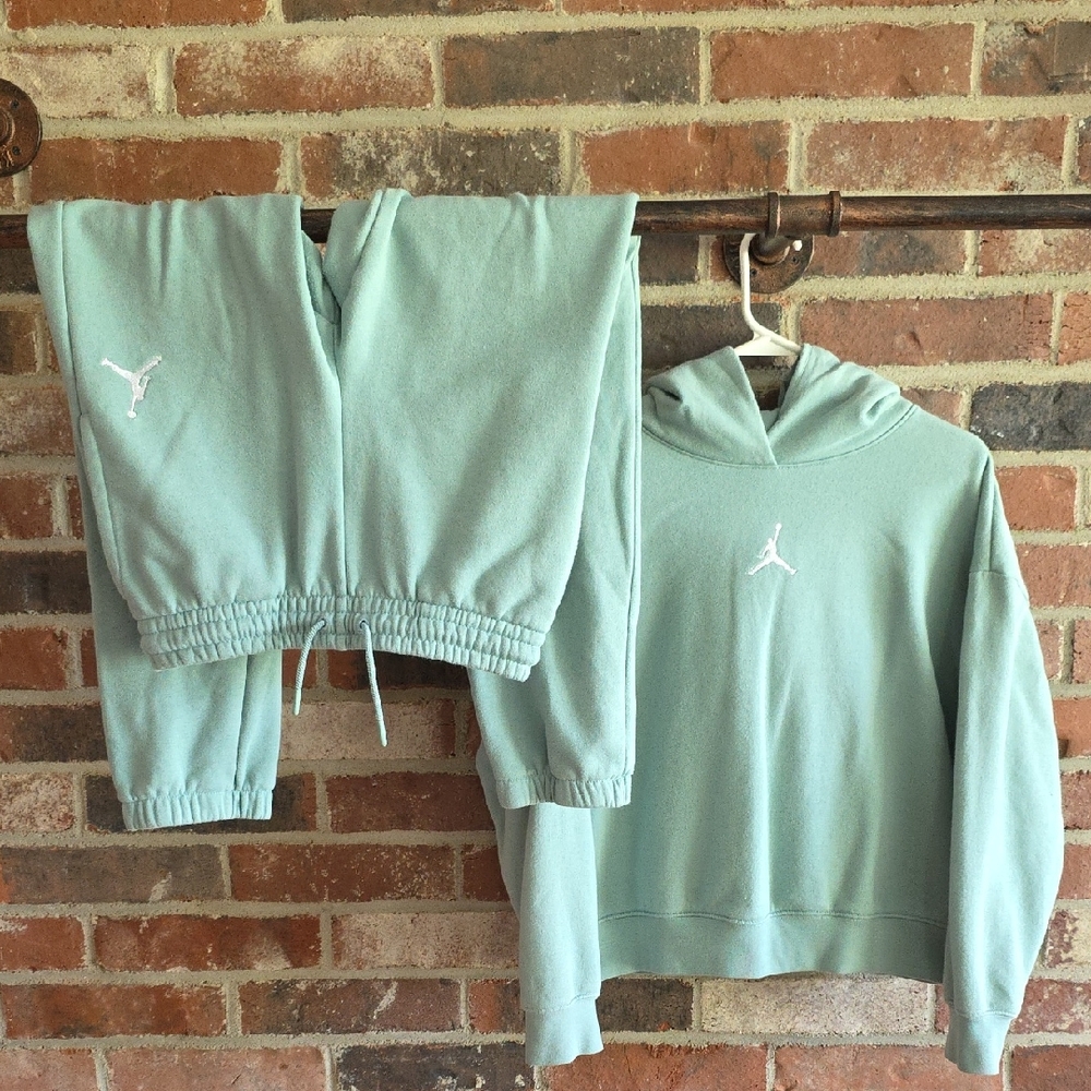 Kids Jordan Jogger Set – Mint Green – Youth XL